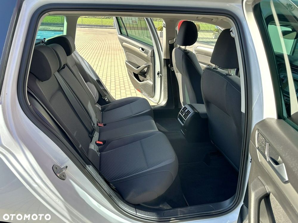Volkswagen Passat Variant 2.0 TDI EVO Business DSG - 14