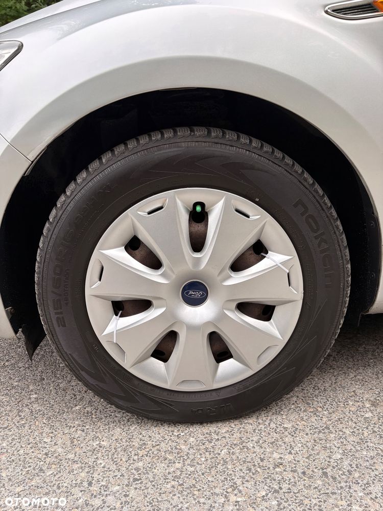 Ford Mondeo - 19