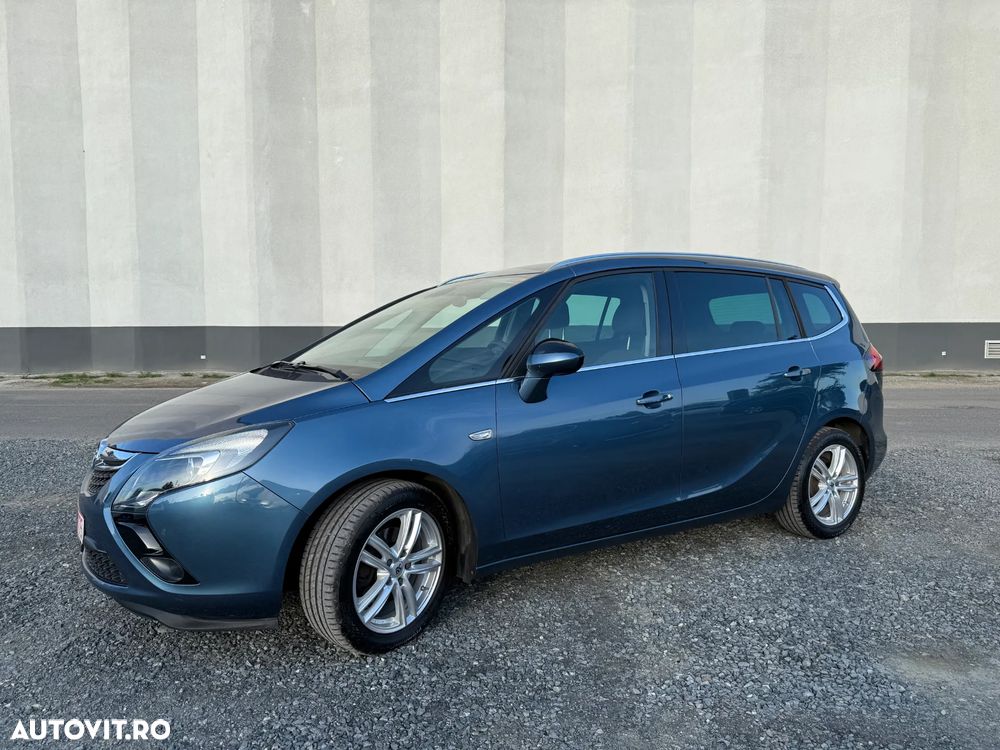 Opel Zafira 2.0 CDTI ECOTEC Cosmo - 24