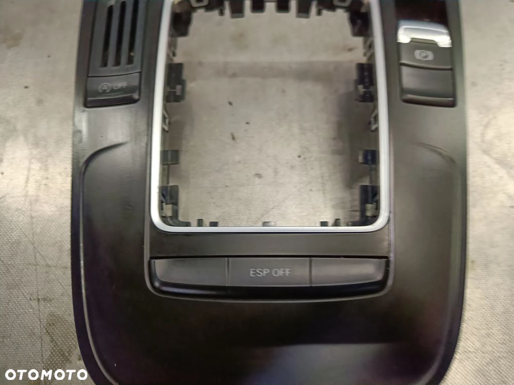 Panel środkowy Audi A4 B8 Ramka skrzyni biegów 8K0864261 - 11
