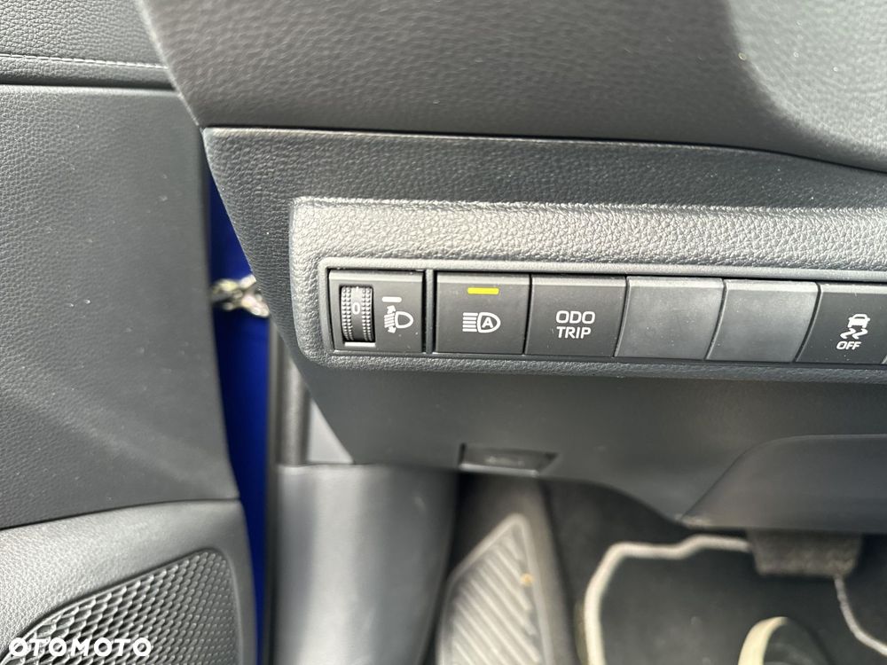 Toyota Corolla - 23