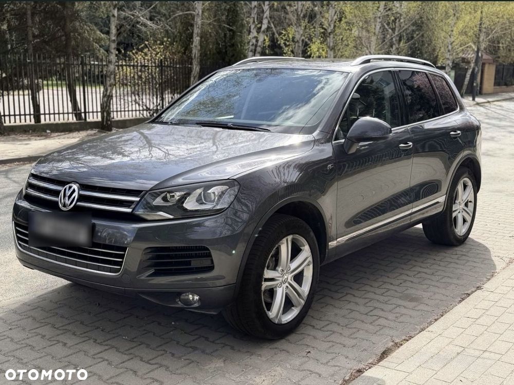 Volkswagen Touareg 3.0 V6 TDI BMT R-Style - 2