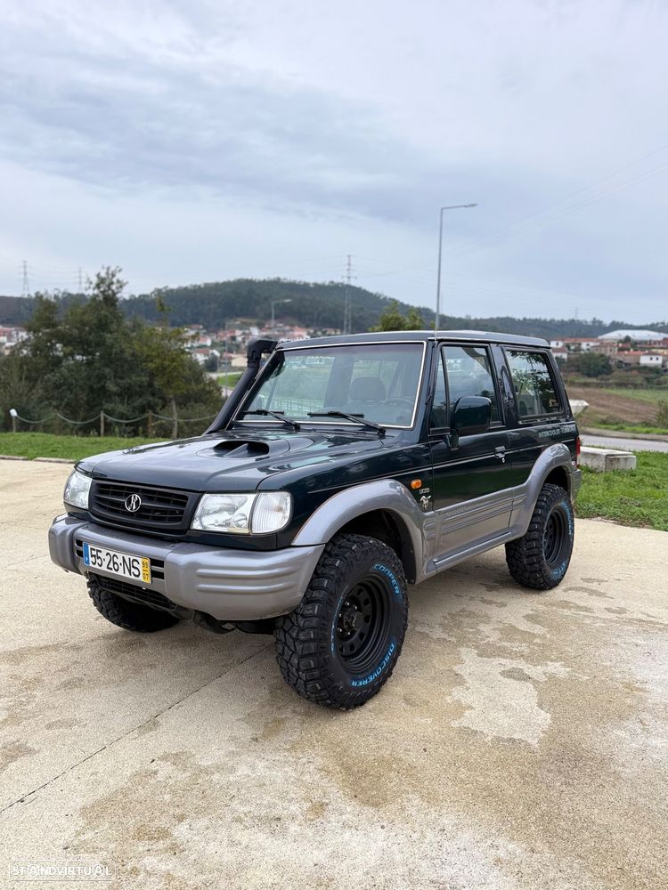 Hyundai Galloper - 1