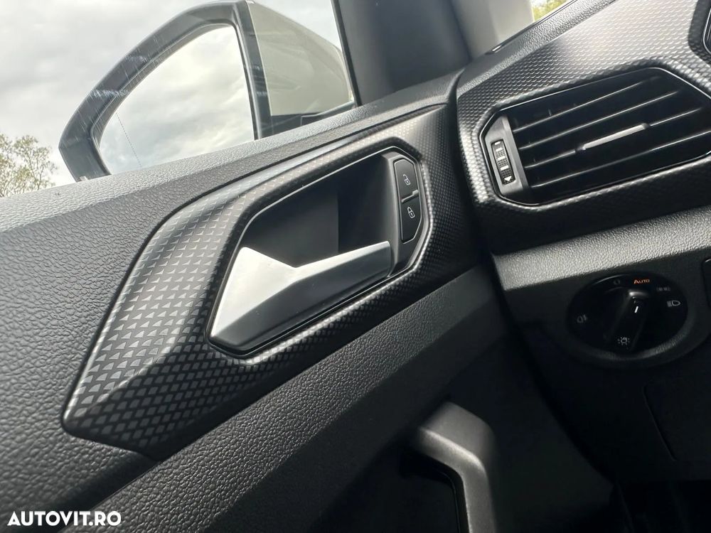 Volkswagen T-Cross 1.0 TSI DSG Style - 30