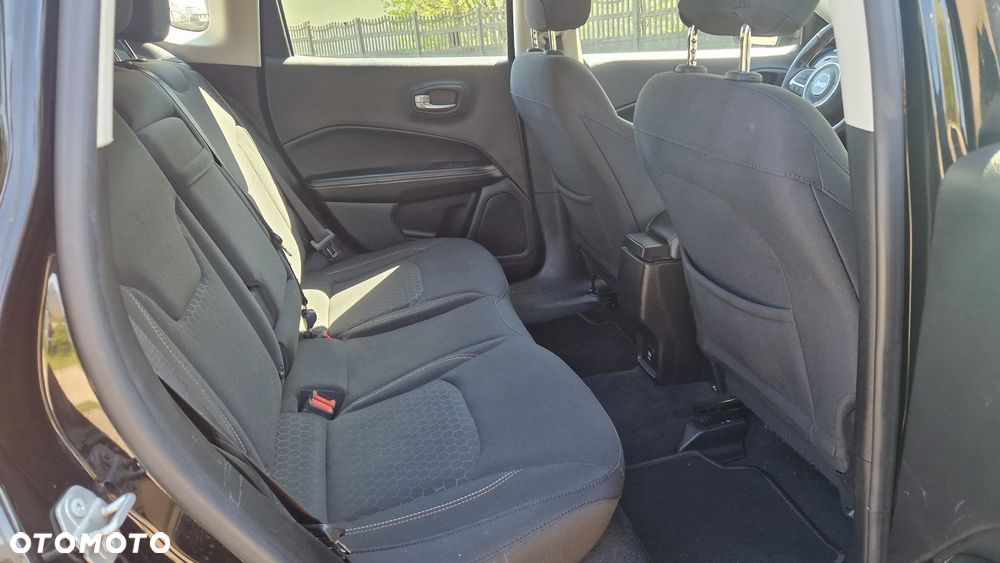 Jeep Compass 1.6 MultiJet Longitude - 11