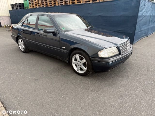 Mercedes-Benz Klasa C - 4