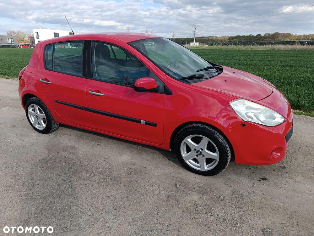 Renault Clio 1.5 dCi Dynamique - 1