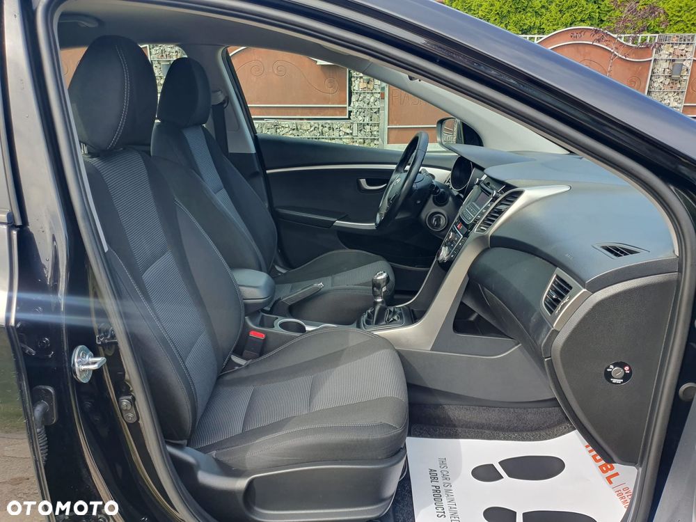 Hyundai i30 1.6 GDI Comfort - 11
