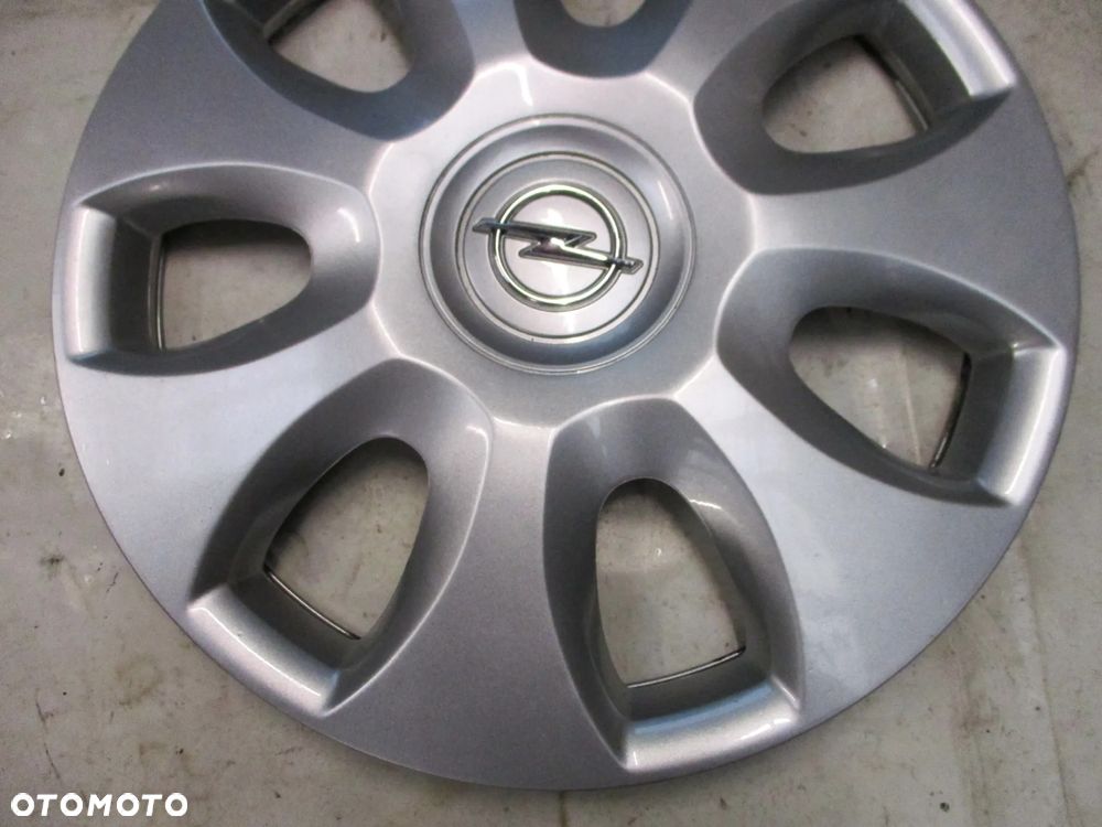 KOŁPAKI 15 OPEL CORSA - 11