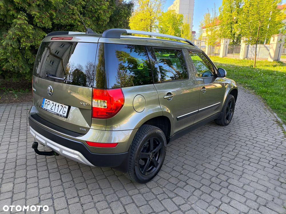 Skoda Yeti Tour Out 2.0 TDI SCR 4x4 DSG - 9