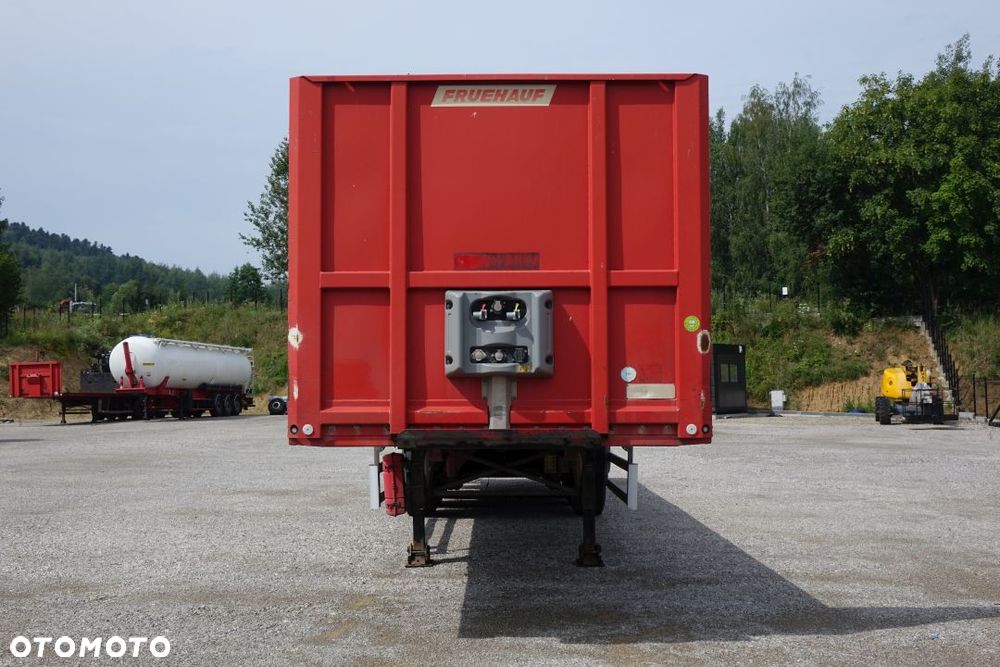 Fruehauf PLATFORMA / STANDARD / OSIE SAF / PODŁOGA WZMACNIANA - SZYNA-DESKA - 2