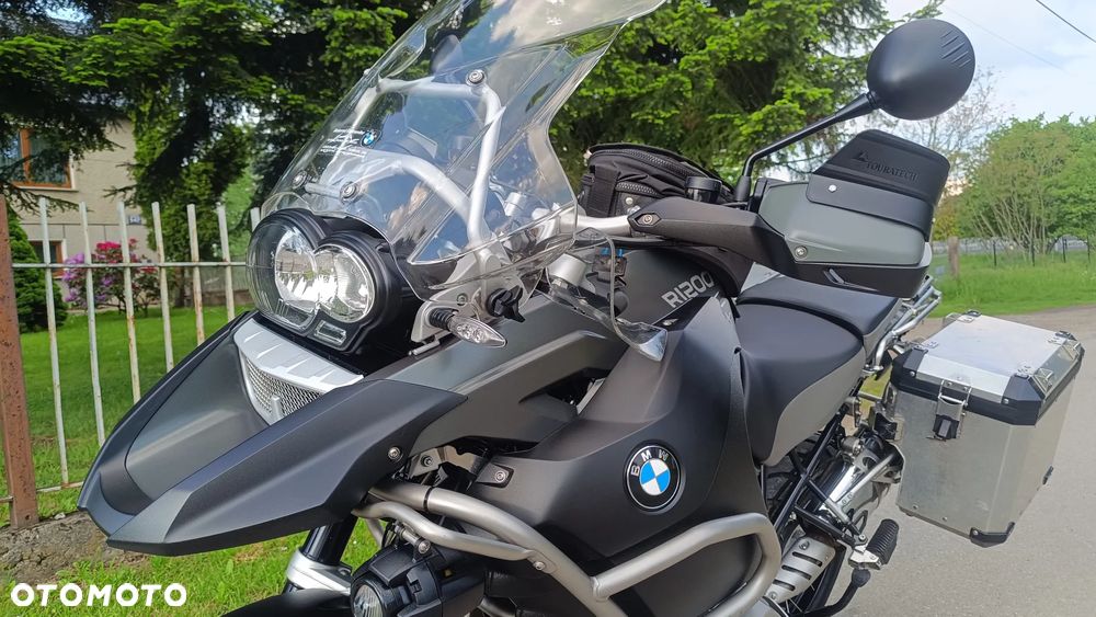 BMW R - 12
