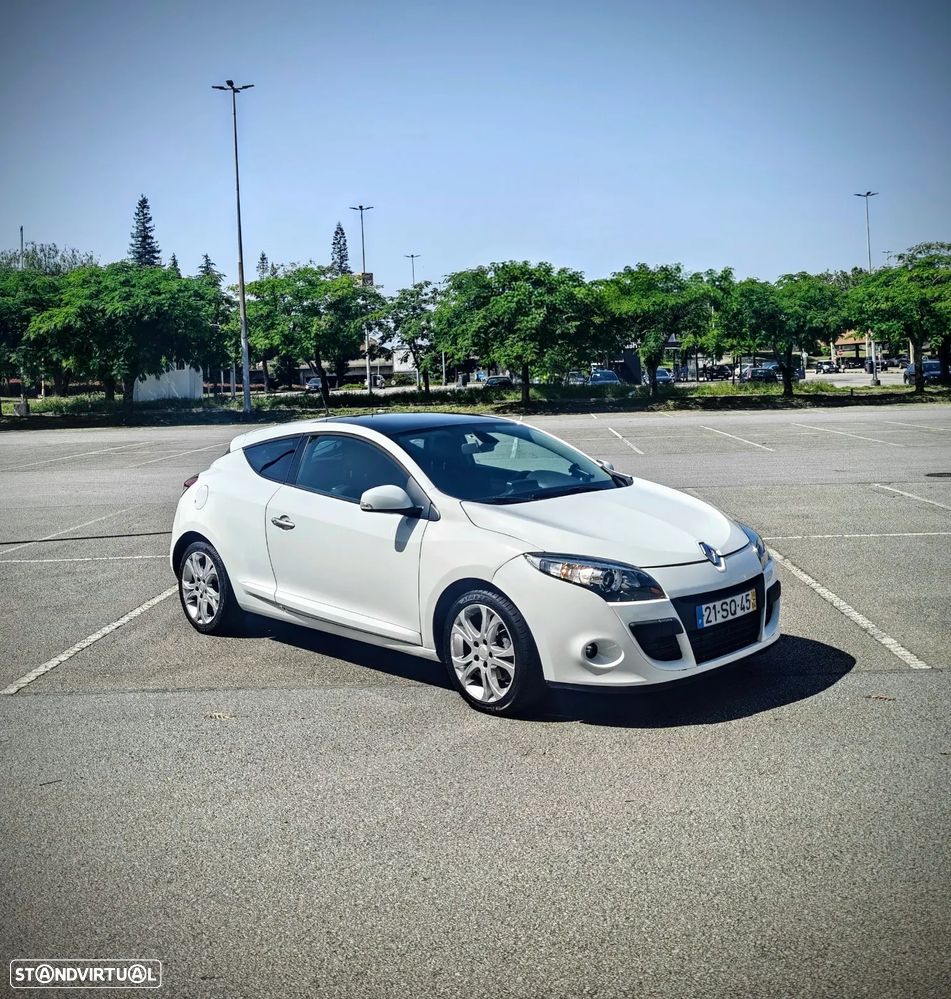 Renault Mégane Coupe Energy dCi 110 FAP Start & Stop GT Line - 31