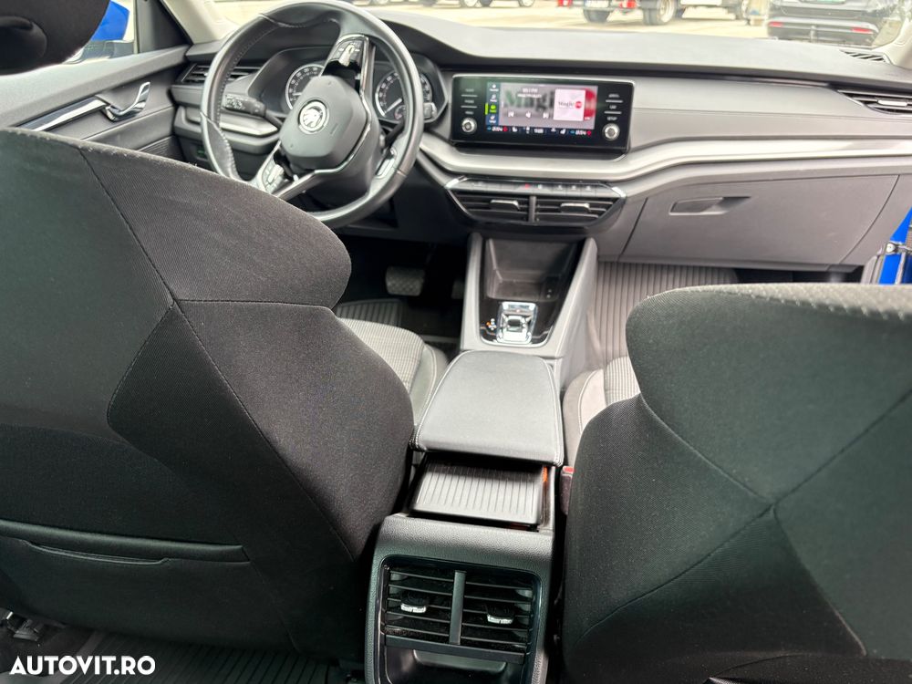 Skoda Octavia 2.0 TDI DSG Ambition - 5