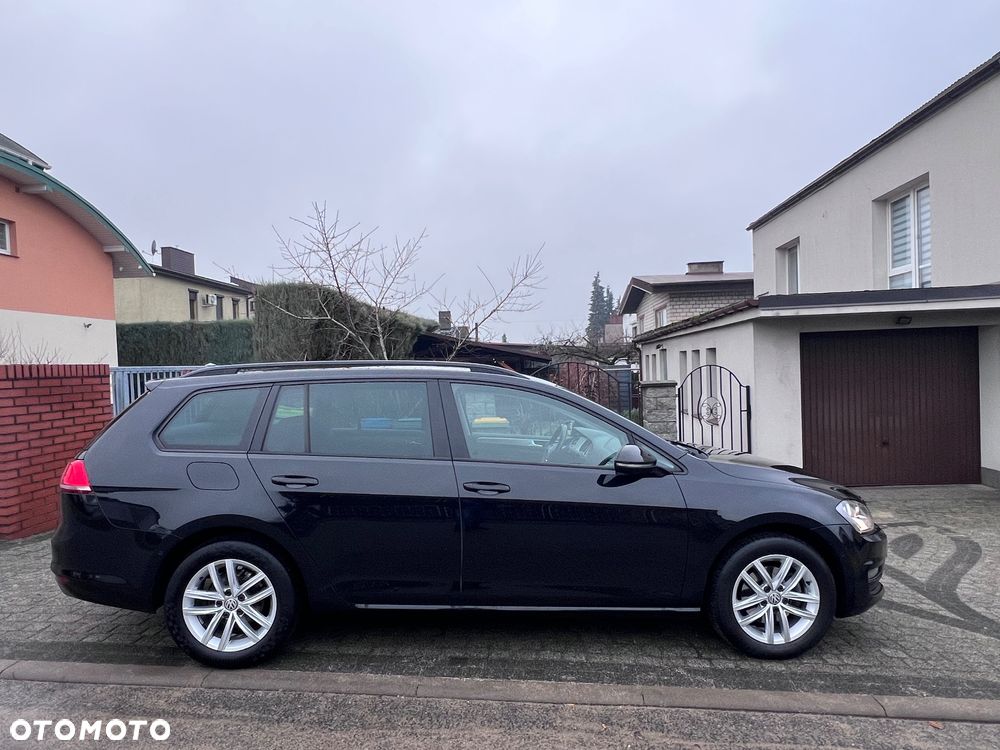 Volkswagen Golf 1.6 TDI BlueMotion Technology Comfortline - 10