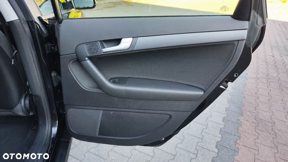 Audi A3 Sportback 1.6 Attraction - 24