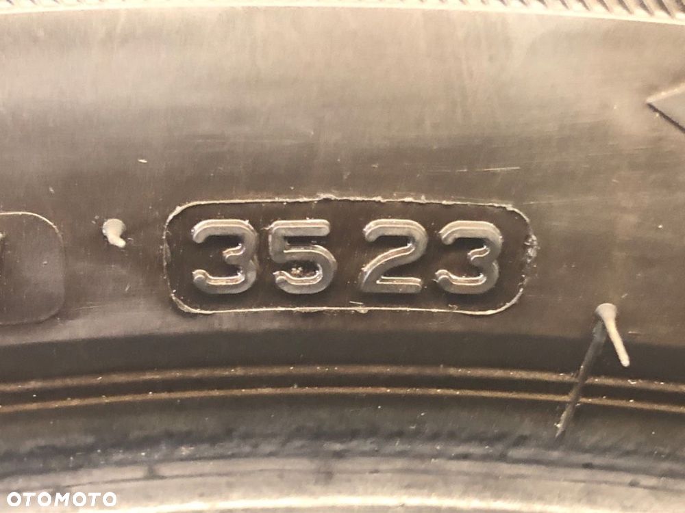 OPONA ZIMA 2X 285/45 21" BRIDGESTONE - 2