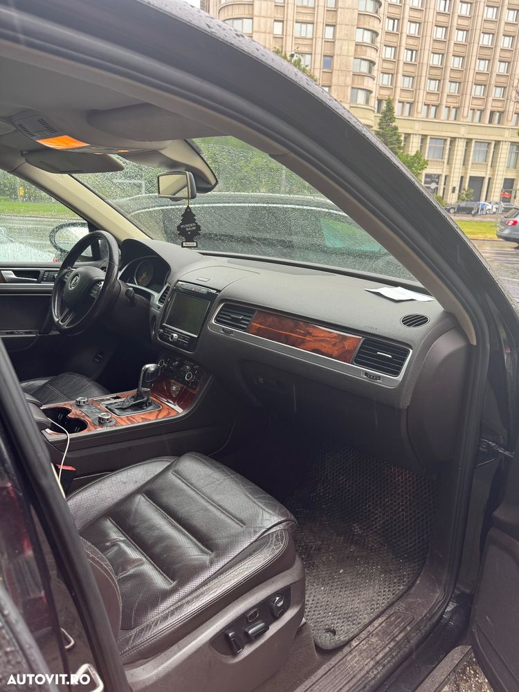 Volkswagen Touareg - 7