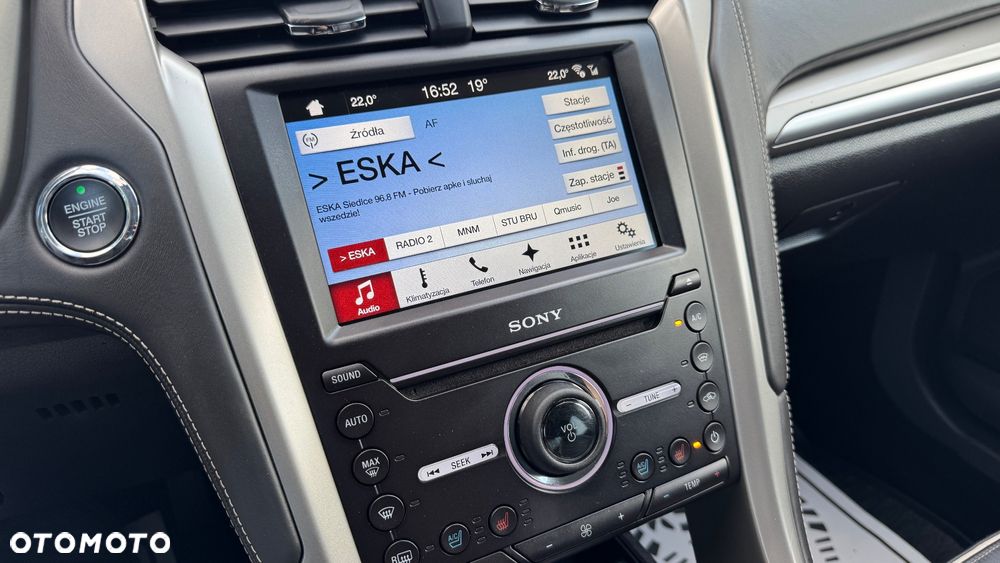 Ford Mondeo Vignale 2.0 Hybrid - 33