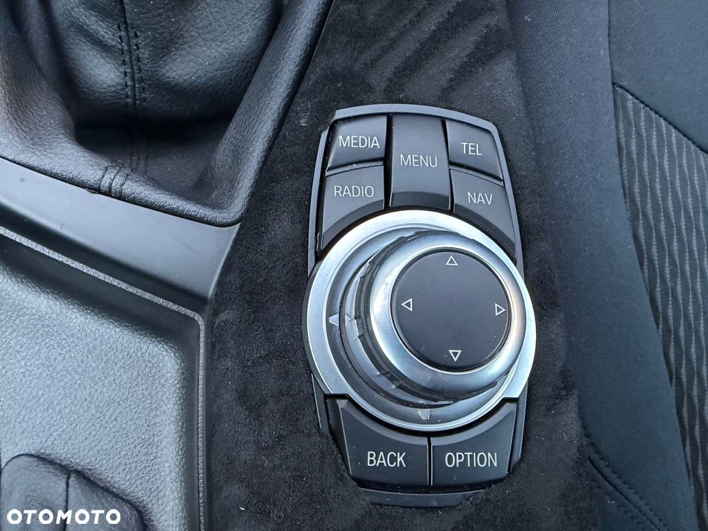 BMW Seria 1 116d EfficientDynamics Edition - 25