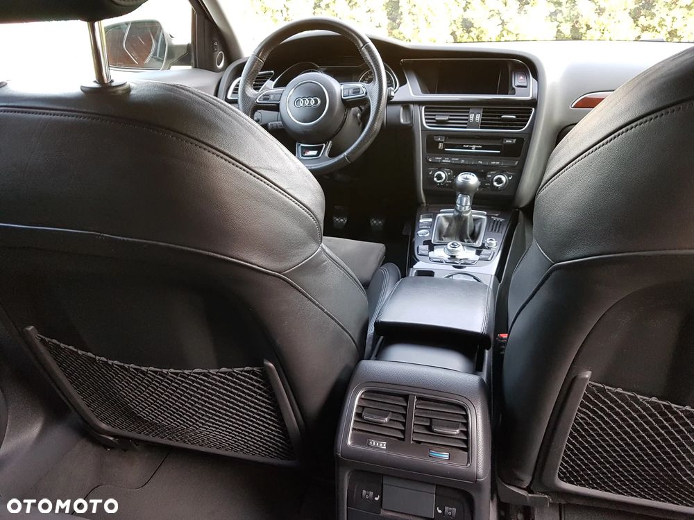 Audi A4 Avant - 15