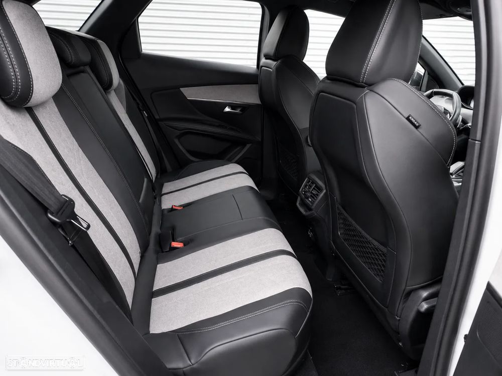 Peugeot 3008 1.6 Hybrid GT Line e-EAT8 - 16