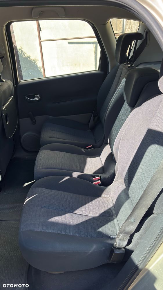 Renault Scenic 1.6 16V Expression - 10
