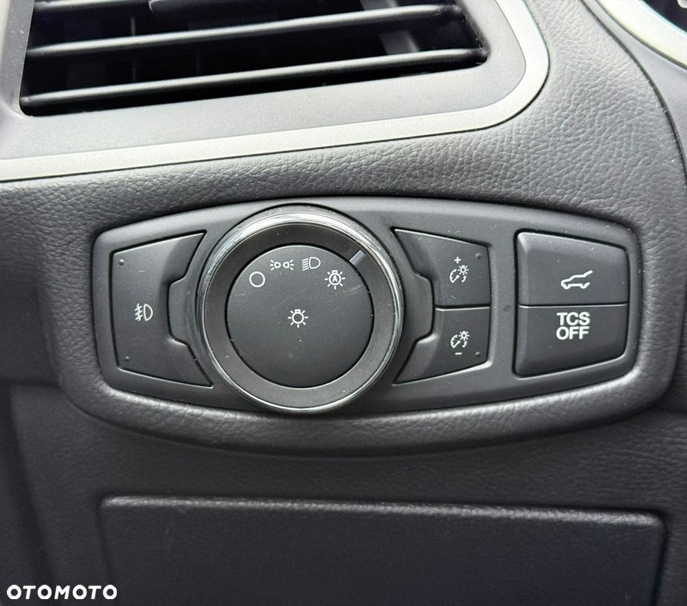 Ford Edge - 16