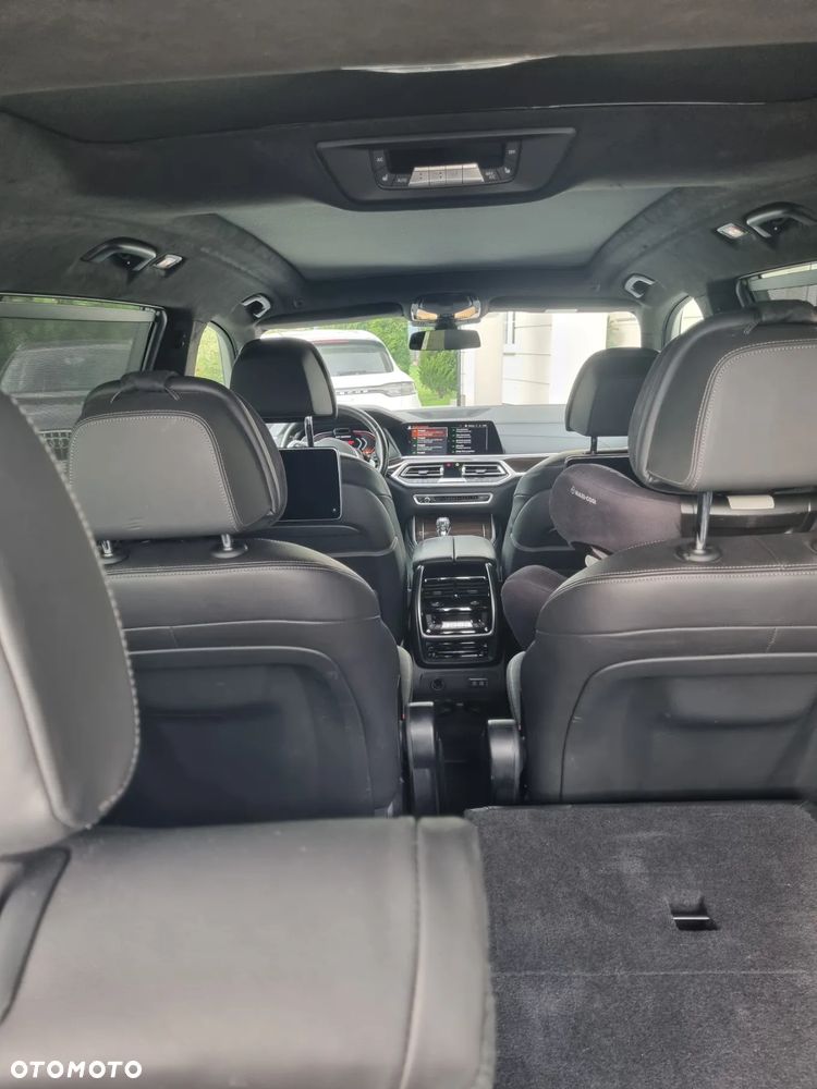 BMW X7 M50d sport - 7