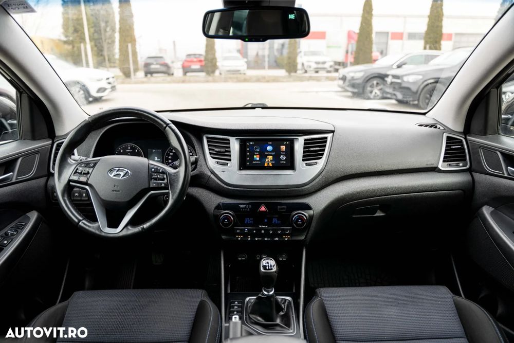 Hyundai Tucson 2.0 CRDI 2WD Style - 7