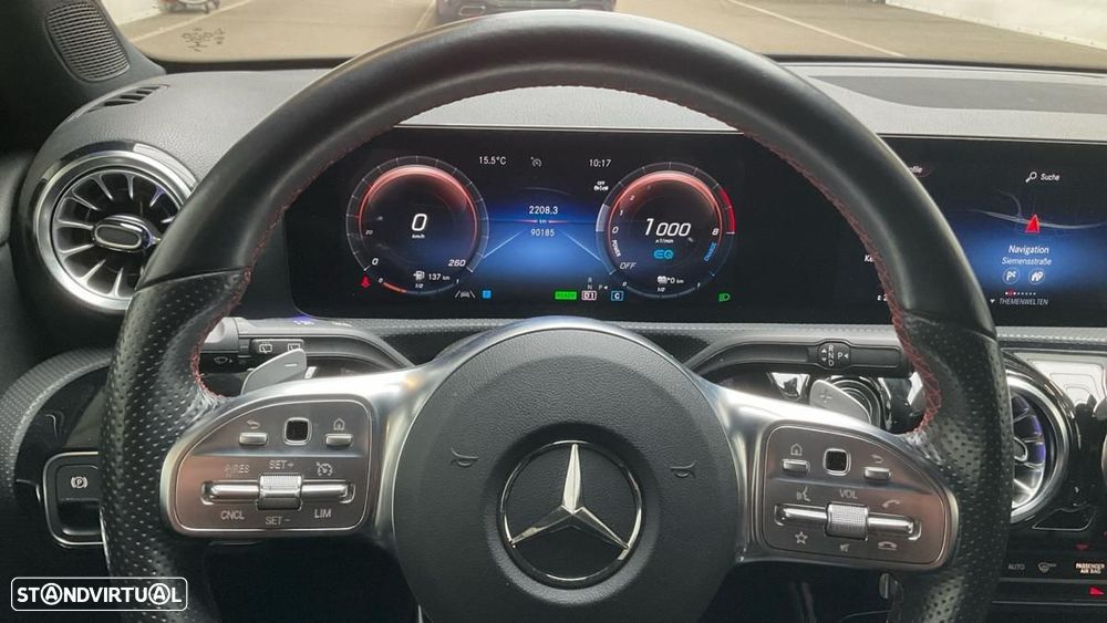 Mercedes-Benz A 250 e AMG Line - 3