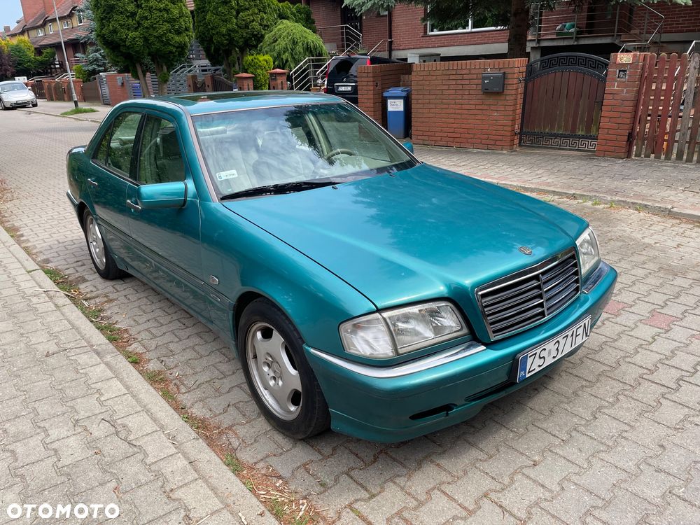 Mercedes-Benz Klasa C - 12
