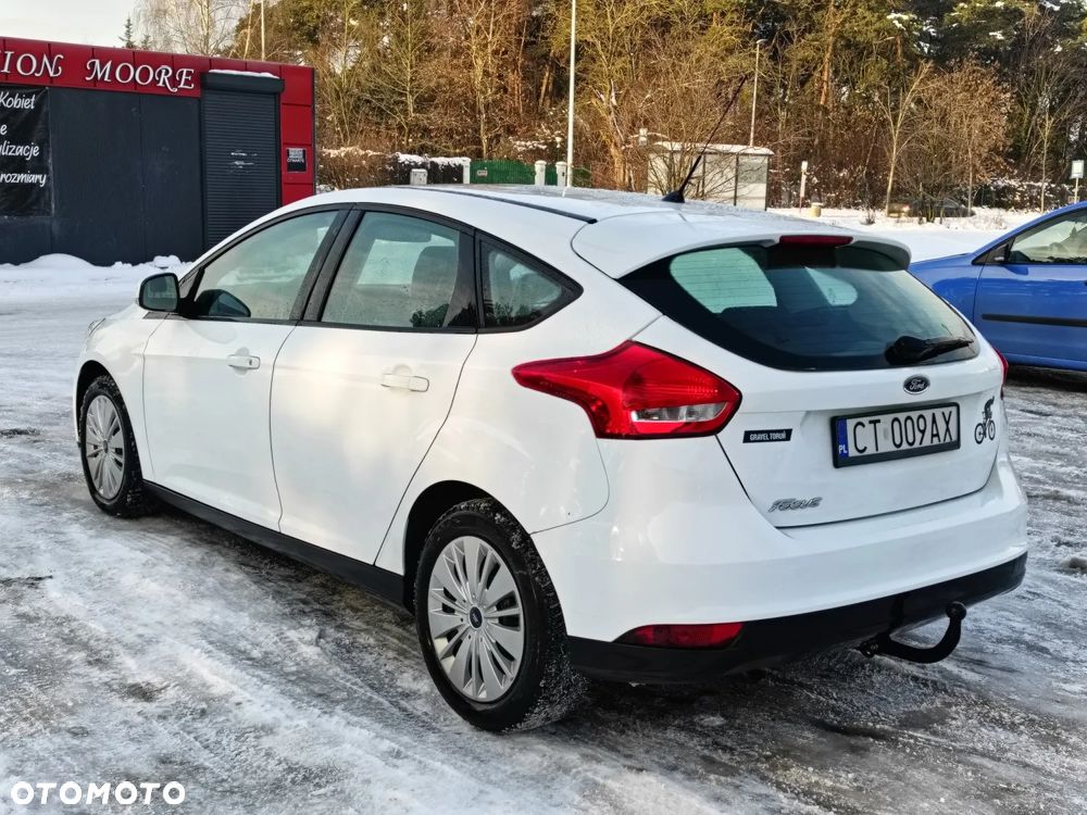 Ford Focus 1.6 Trend - 4