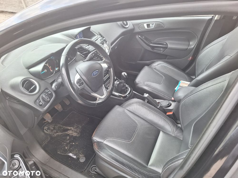 Ford Fiesta 1.0 EcoBoost S&S TITANIUM X - 9