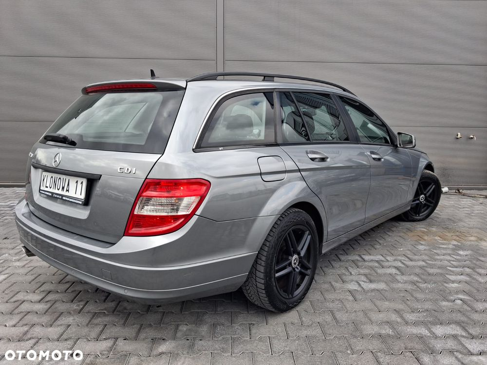 Mercedes-Benz Klasa C 220 CDI DPF (BlueEFFICIENCY) Elegance - 8