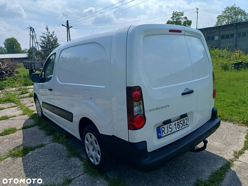 Peugeot Partner 1.6 Hdi 90 kM manual, 2012 rok WEBASTO paka jak NOWA Stan bardzo dobry!! NISKIE SPALANIE- BEZWYPADKOWY! - 12