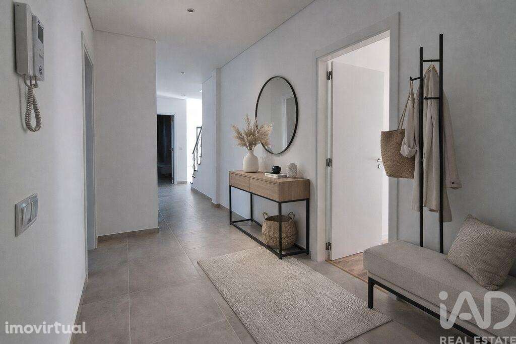Apartamento T4 em Tavira (Santa Maria e Santiago) de 131,00 m2 - Grande imagem: 3/24