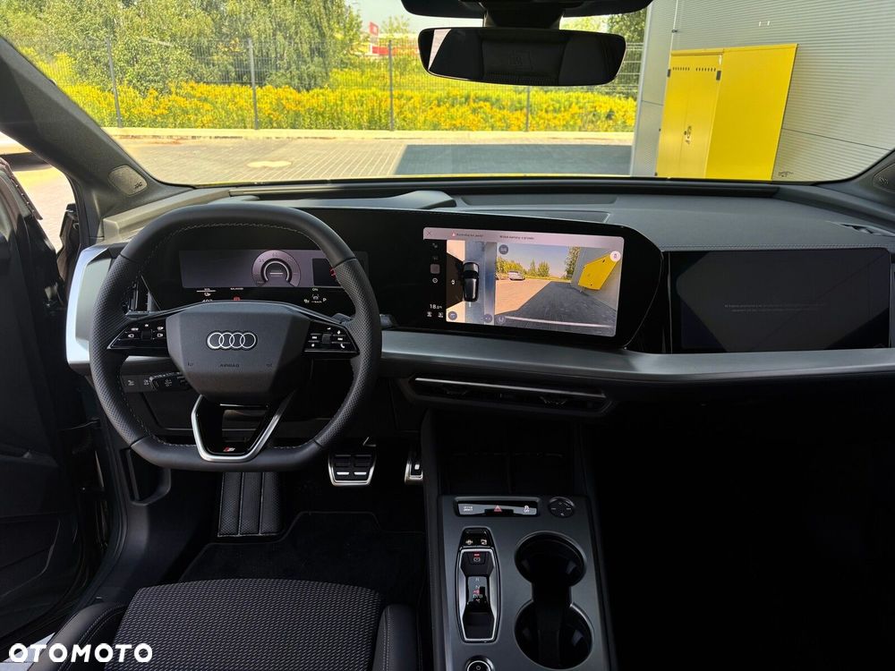 Audi Q4 e-tron - 13