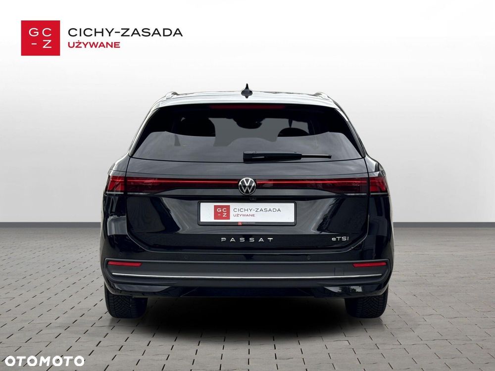 Volkswagen Passat Variant 1.5 TSI ACT mHEV Business Plus DSG - 5