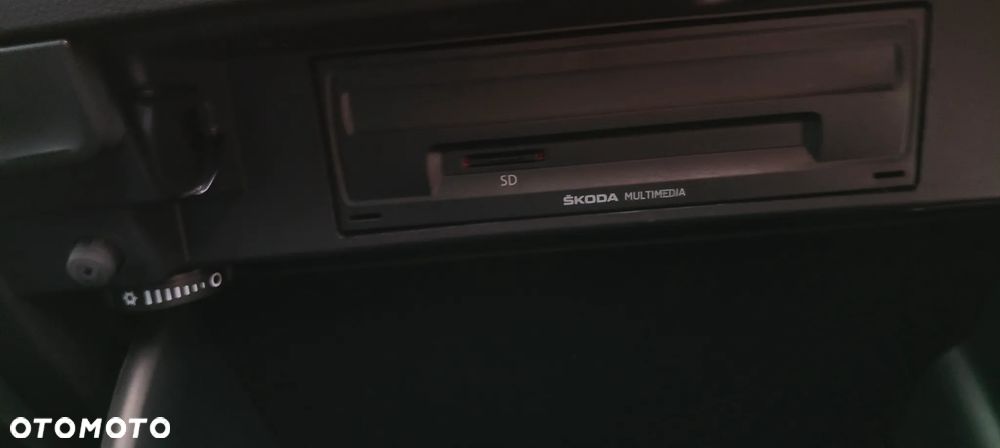 Skoda Karoq 1.0 TSI ACT Selection - 28