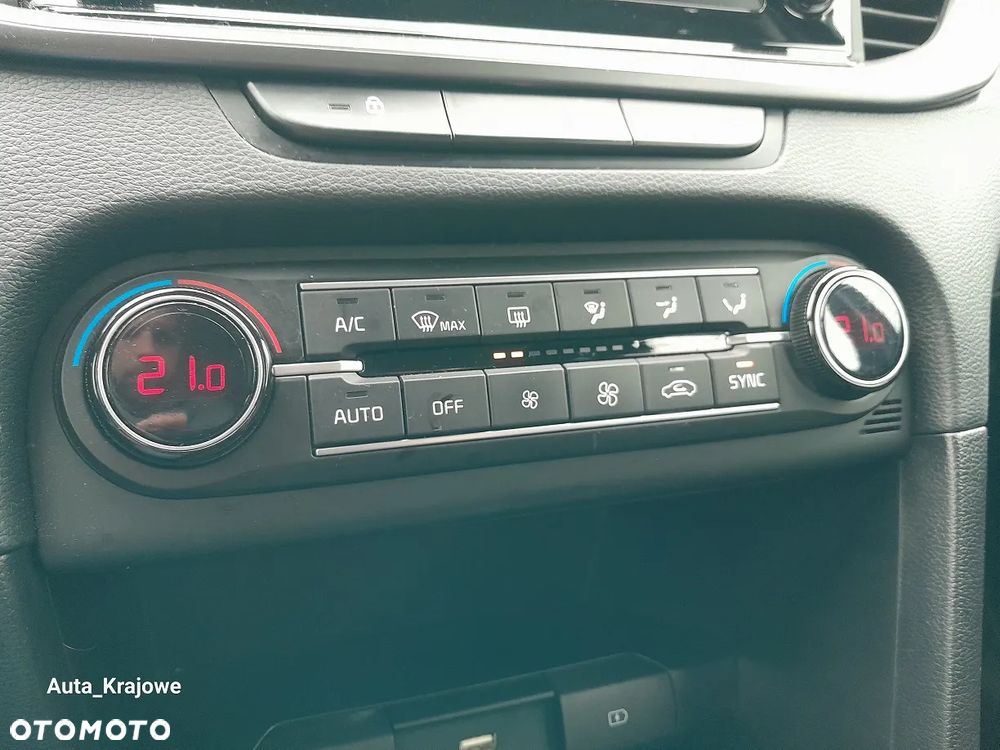 Kia Ceed 1.5 T-GDI M - 19