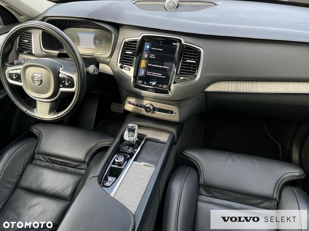 Volvo XC 90 - 12