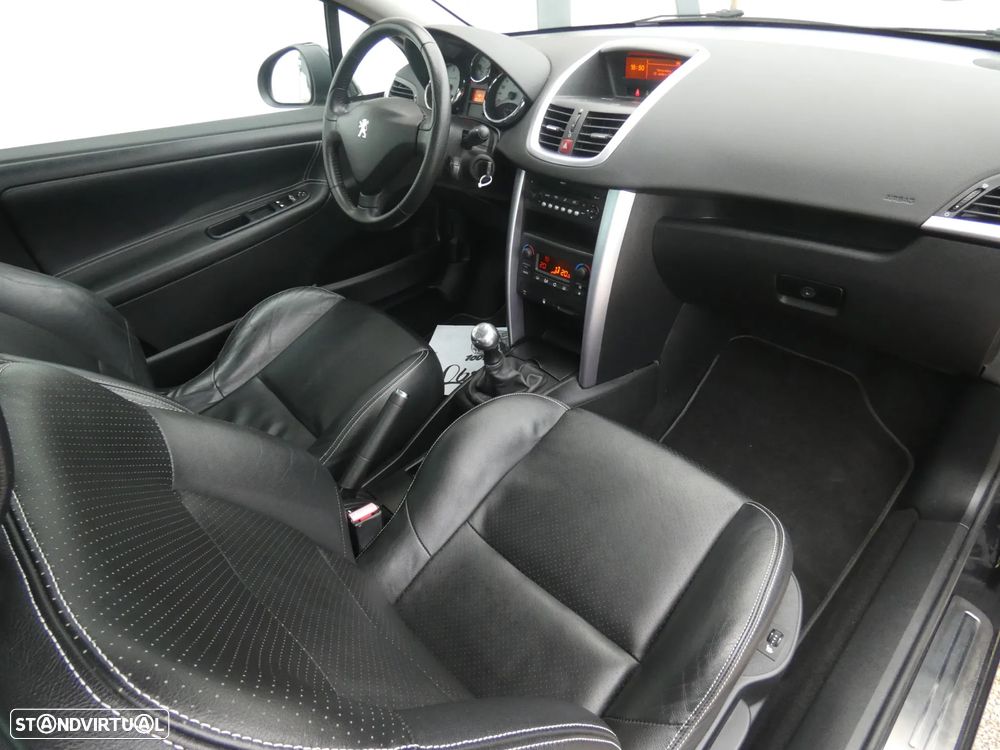Peugeot 207 CC 1.6 HDi FAP Sport - 12