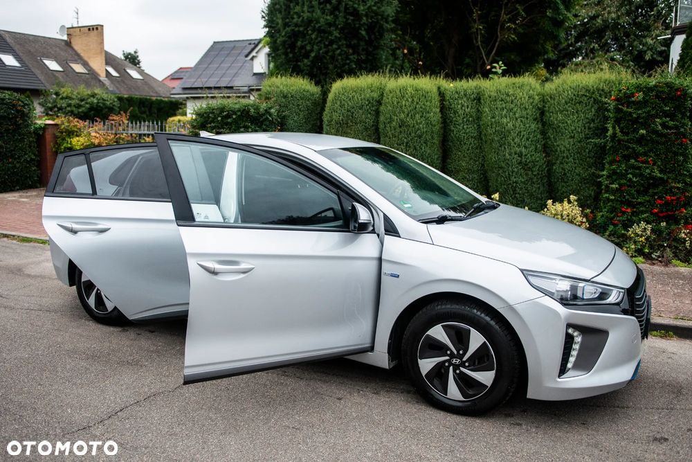 Hyundai IONIQ 1.6 GDI Premium - 7