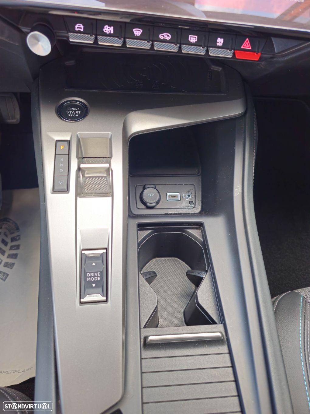 Peugeot 408 1.2 PureTech Allure EAT8 - 17