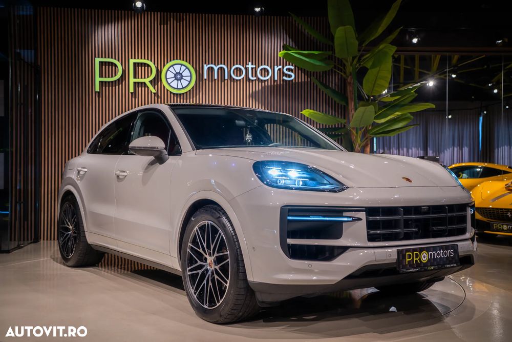 Porsche Cayenne Coupe Standard - 10
