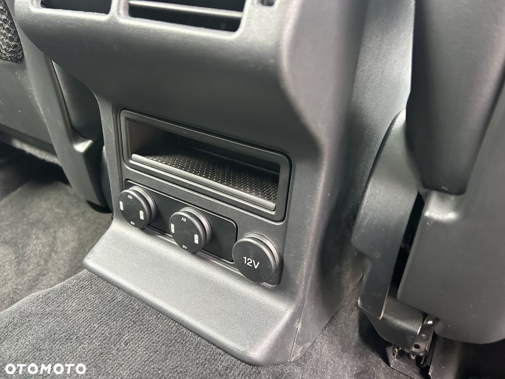 Jaguar F-Pace 2.0 i4D AWD R-Sport - 26