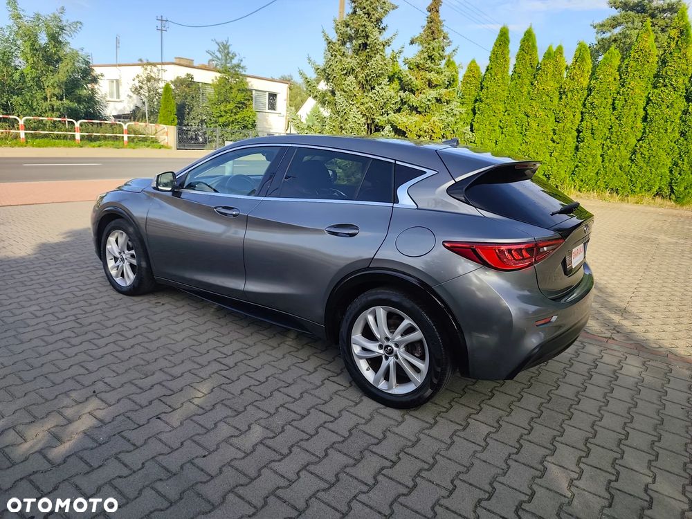Infiniti Q30 1.5d Premium - 3