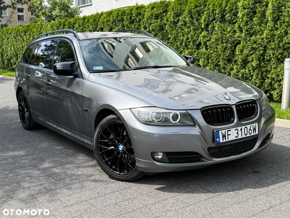 BMW Seria 3 325i xDrive - 7