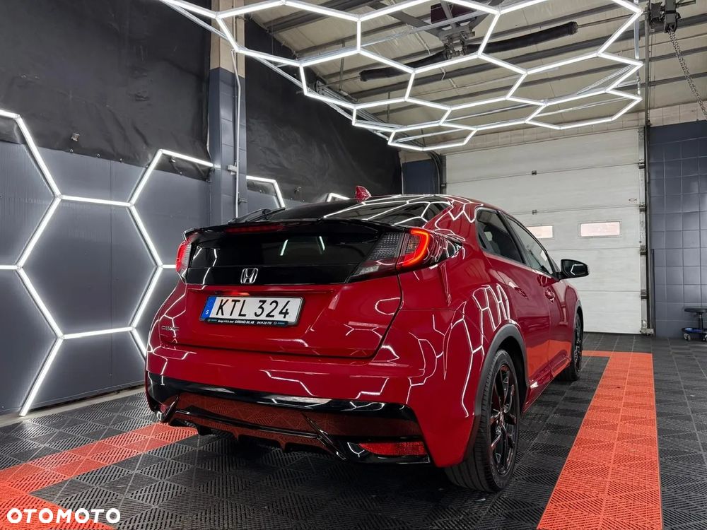 Honda Civic 1.8 i-VTEC Sport Black Edition - 6